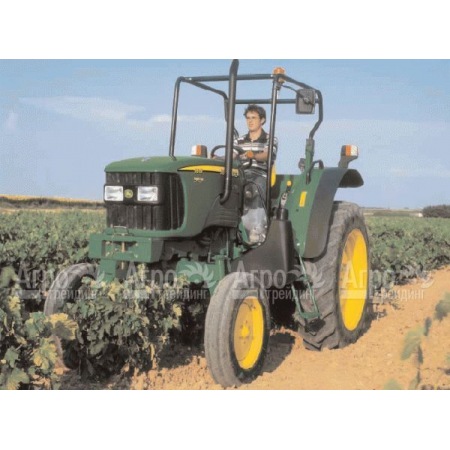 Многофункциональный минитрактор John Deere 5515 во Владикавказе